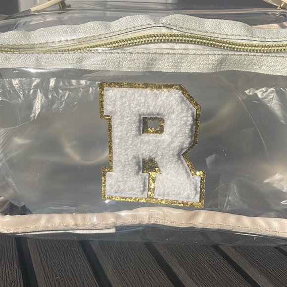 Clear Initial “R” Makeup Bag - Picture 4 of 16